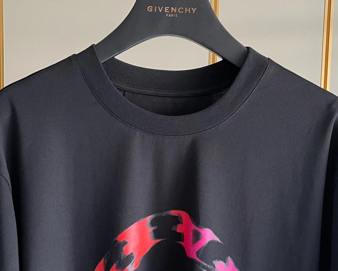 Givenchy T-shirt