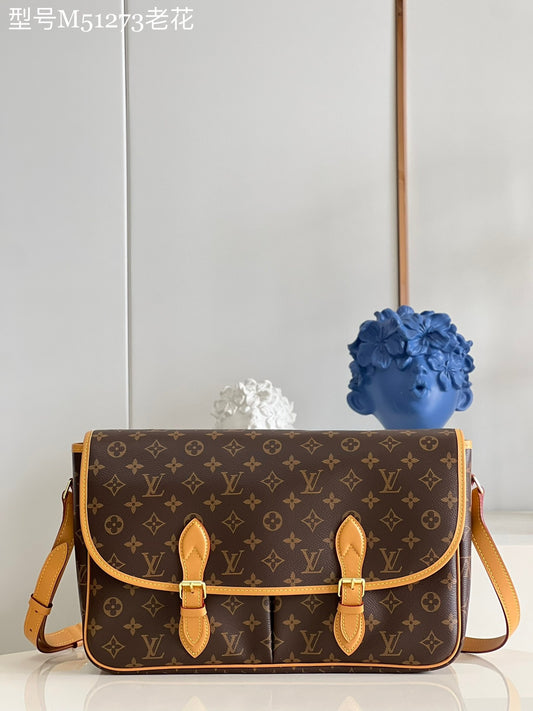 LV Monogram Sling - M51273