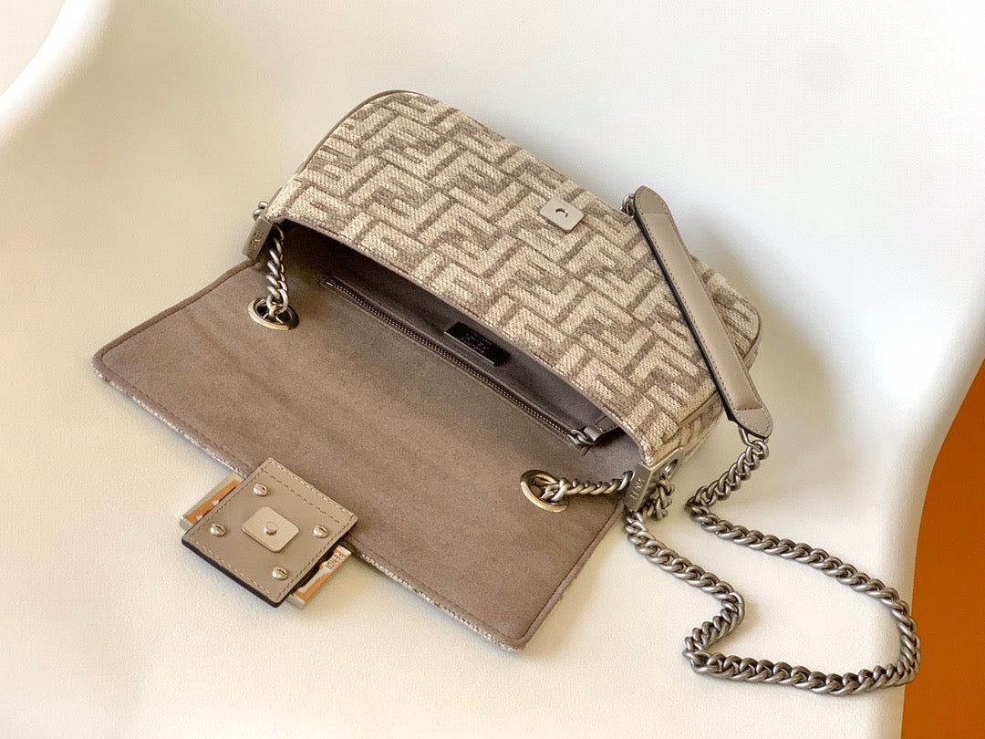 Fendi Baguette