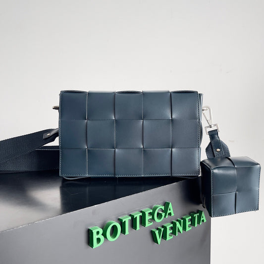 Bottega Veneta Cassette