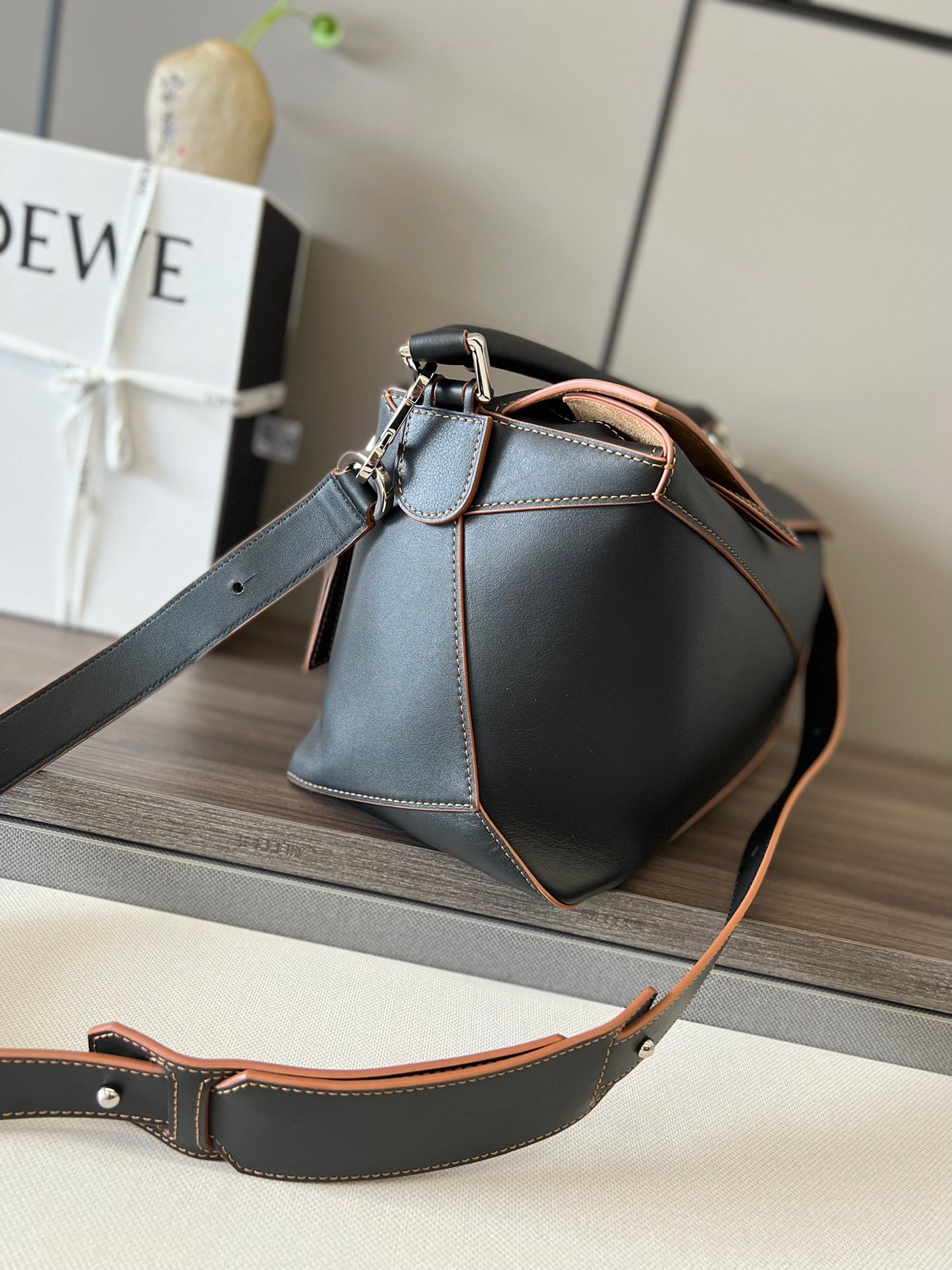 Loewe Puzzle Bag