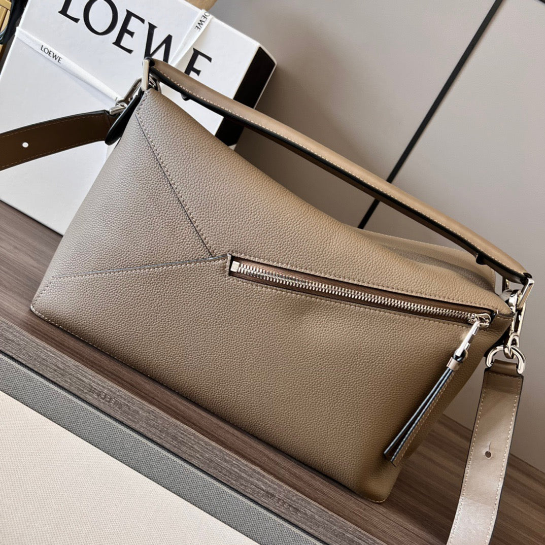 Loewe Puzzle Bag