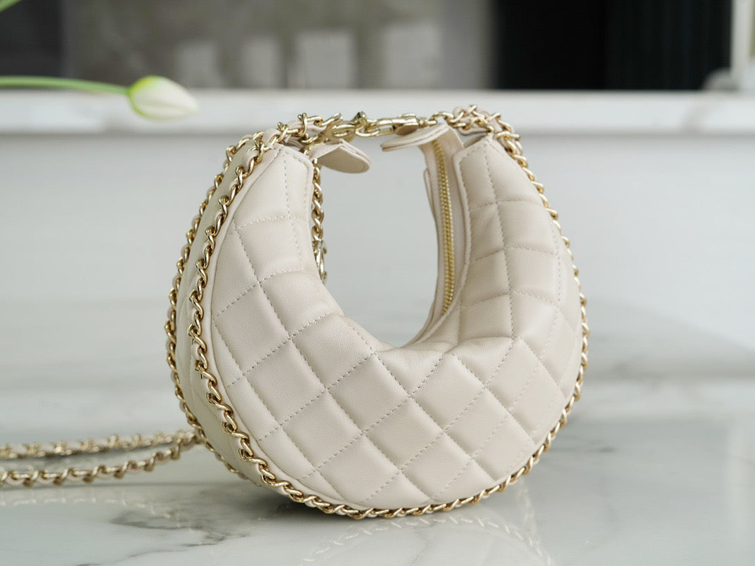 Chanel 23p Hobo Bag