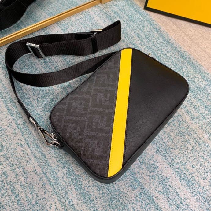 Bolso bandolera Fendi