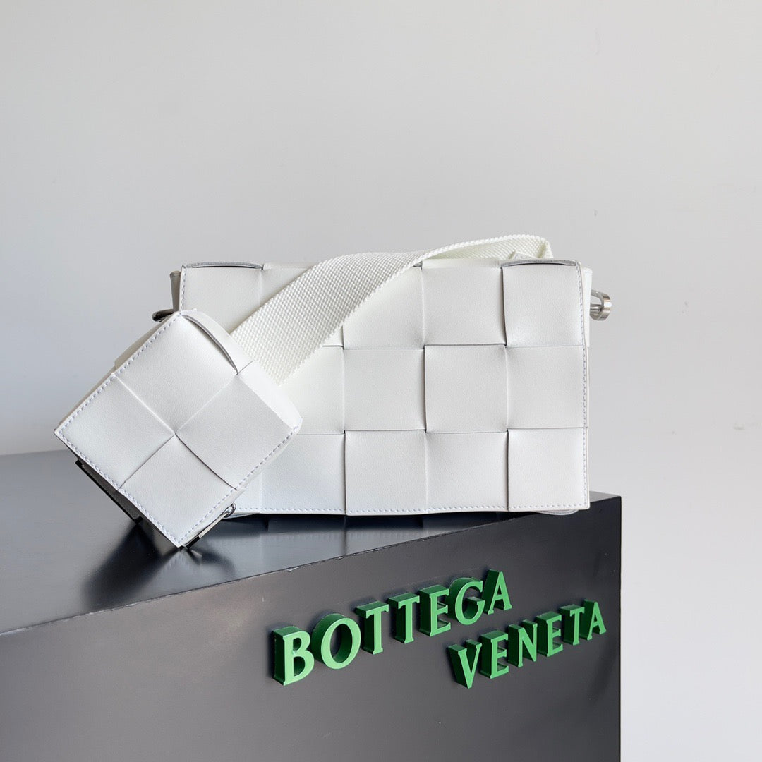 Bottega Veneta Cassette