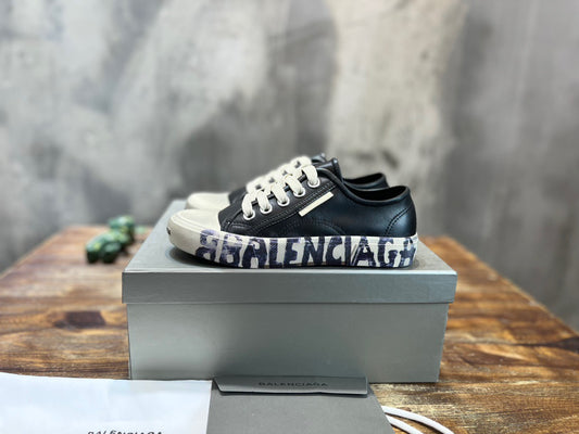 Balenciaga Sneakers