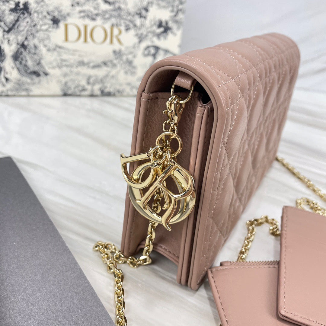 Dior WOC