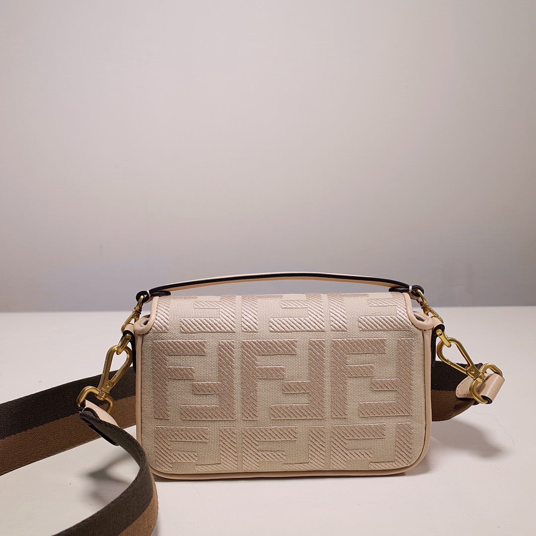 Fendi Baguette