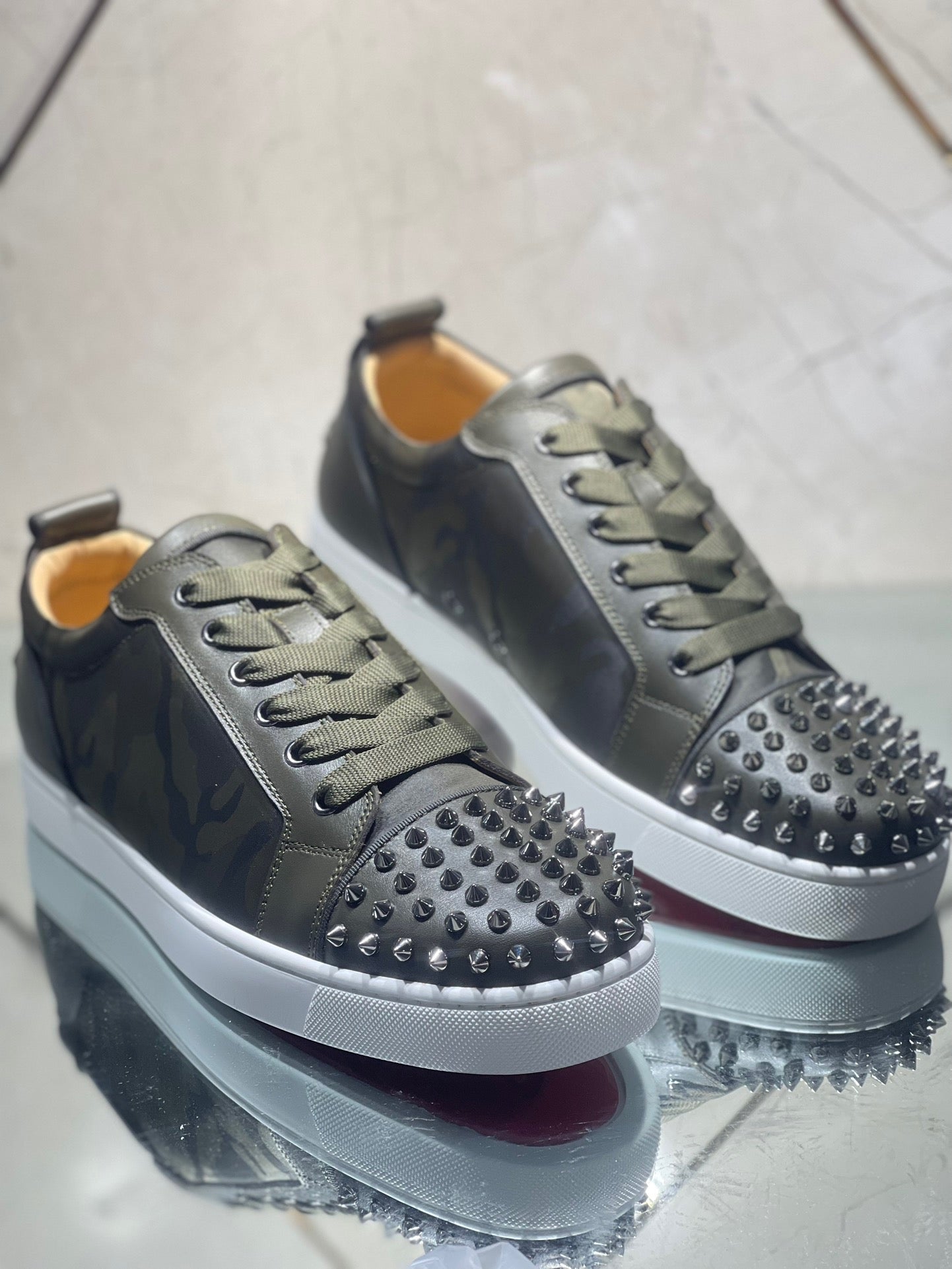 Christian Louboutin Sneakers