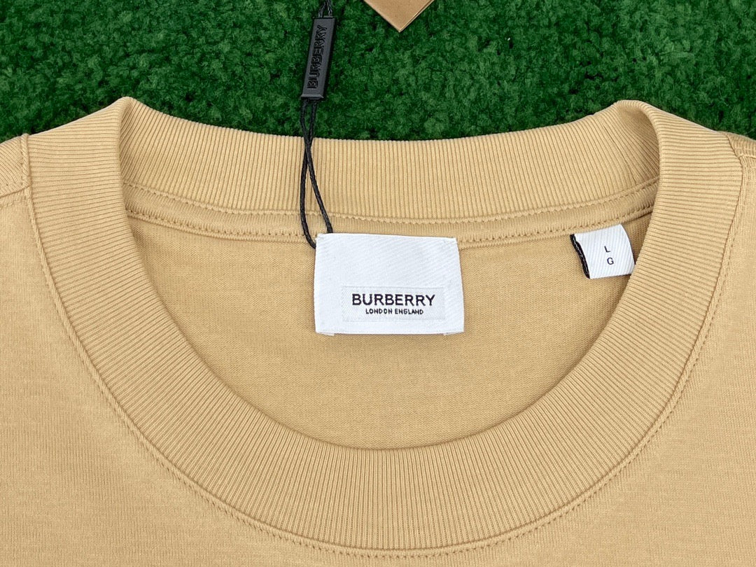 Burberry T-shirt