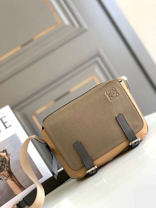 Loewe Messenger Bag