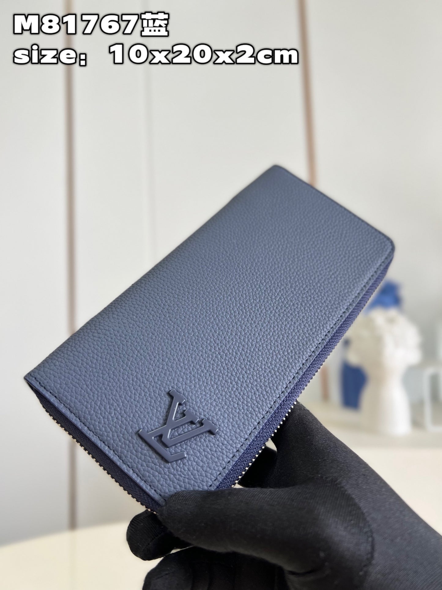 Cartera Lv