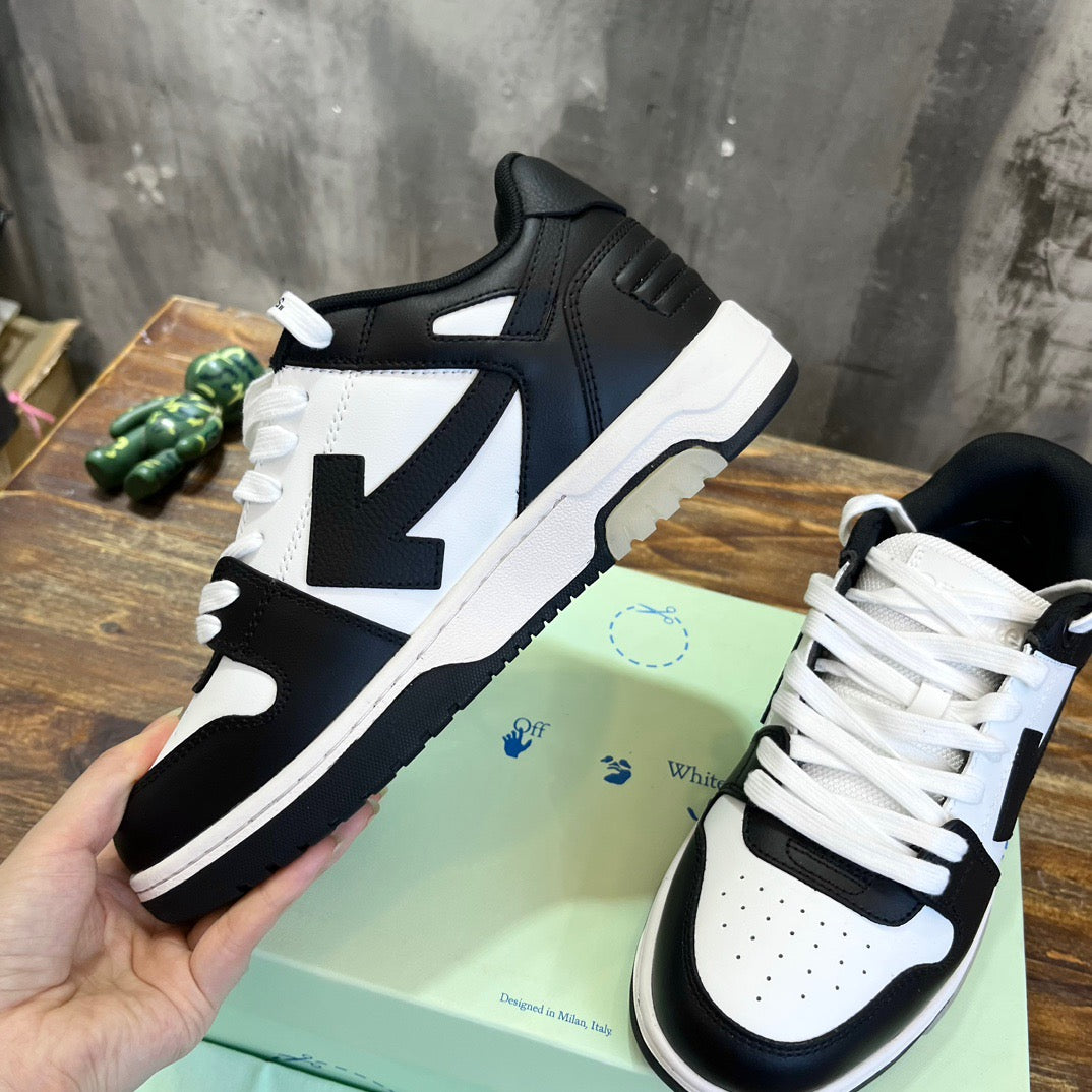 Off-White Sneakers