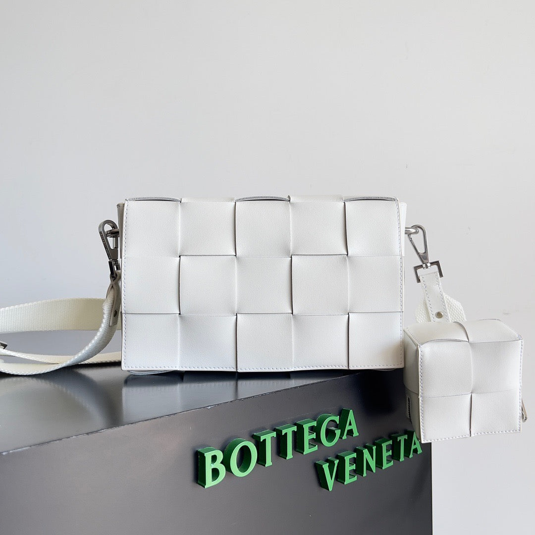 Bottega Veneta Cassette