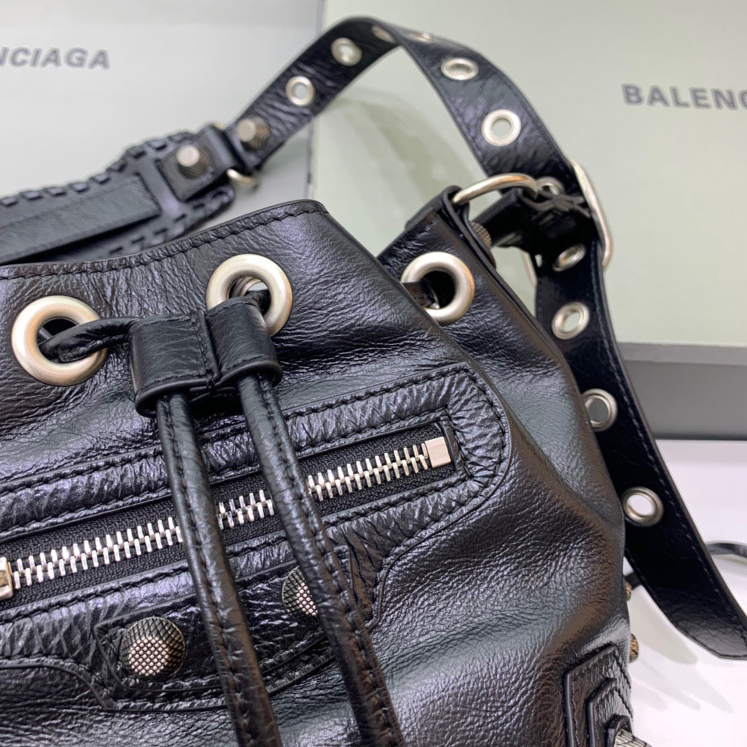 Balenciaga Cagole Bucket