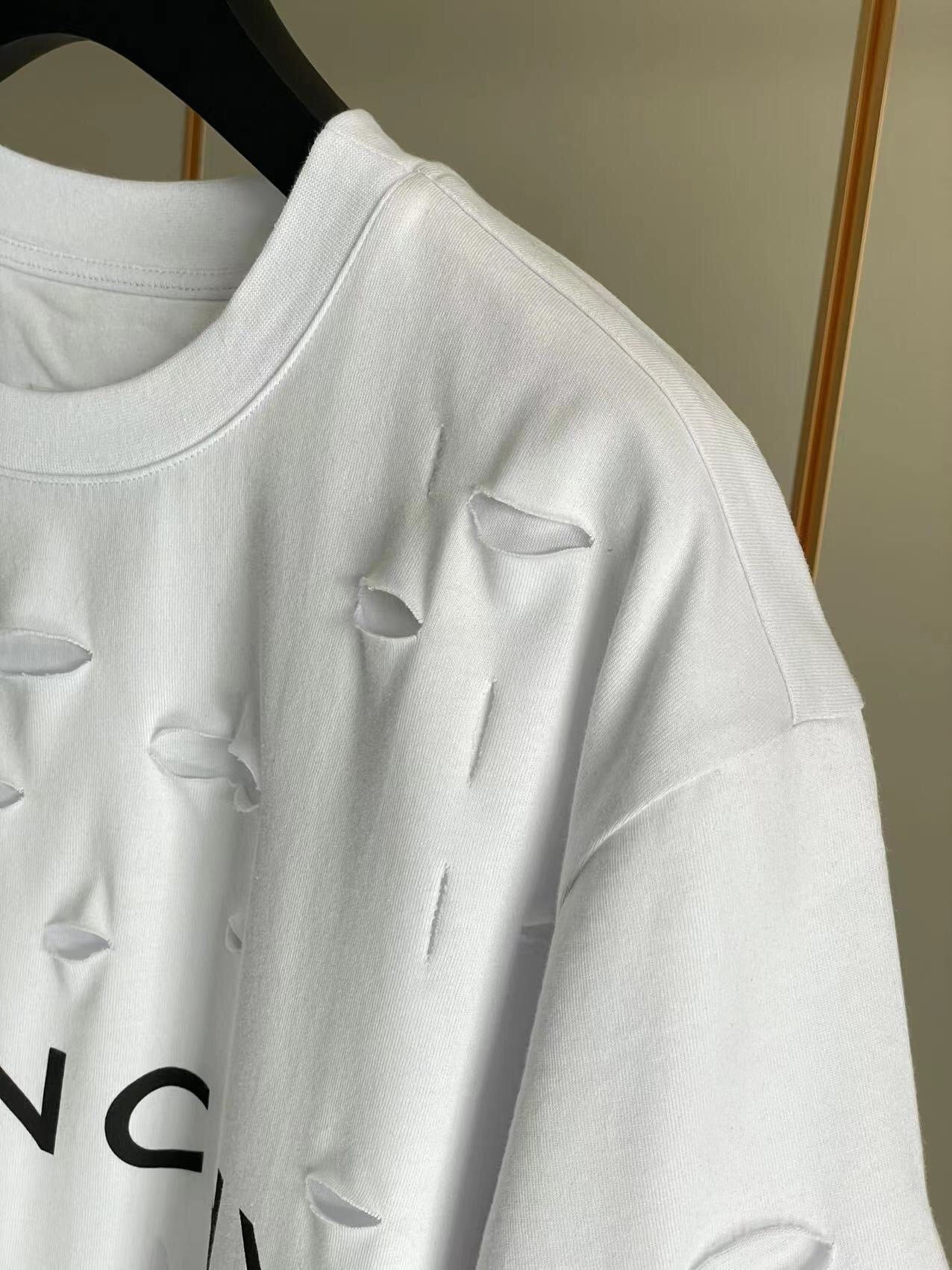 Givenchy T-shirt