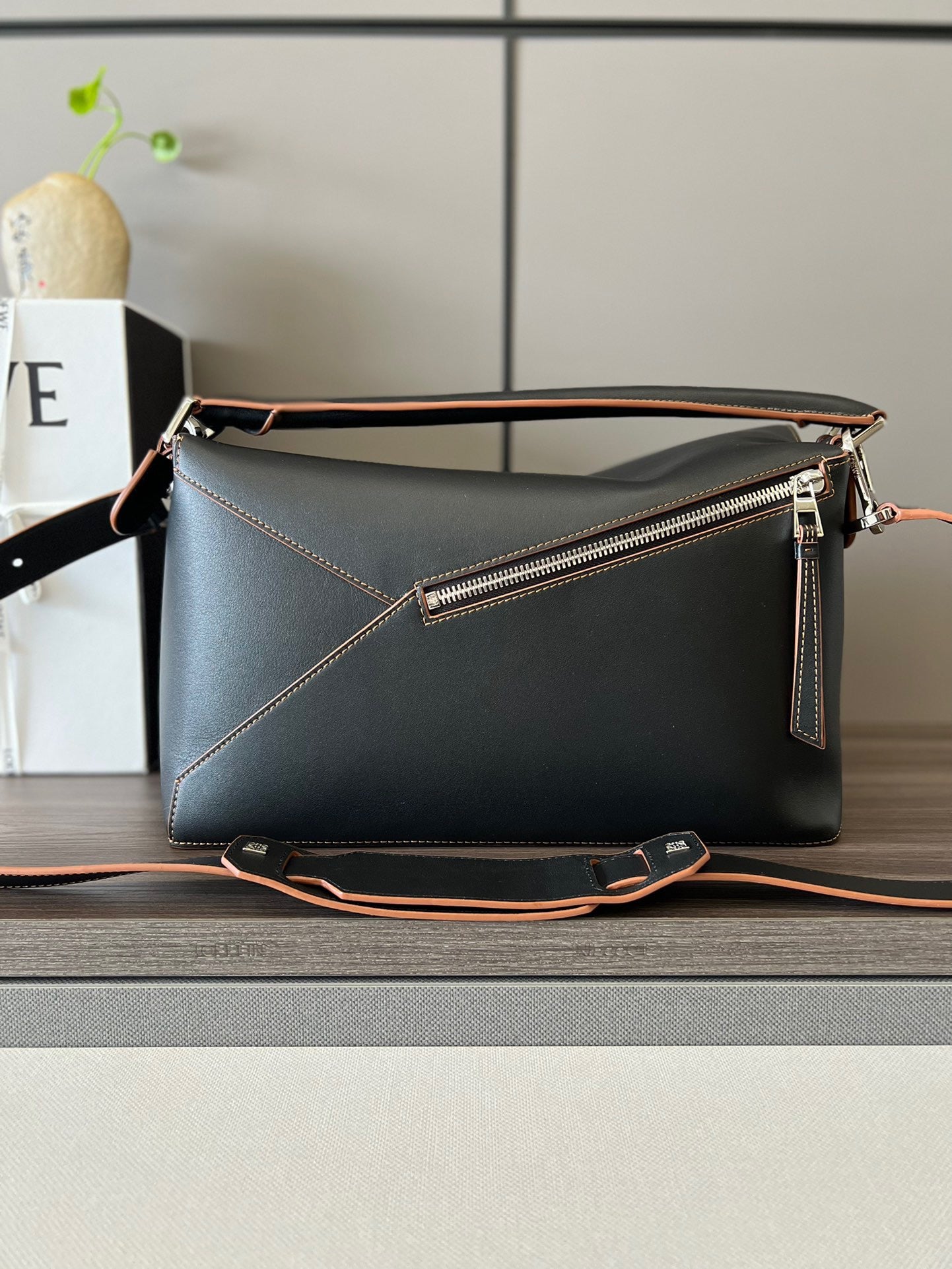 Loewe Puzzle Bag