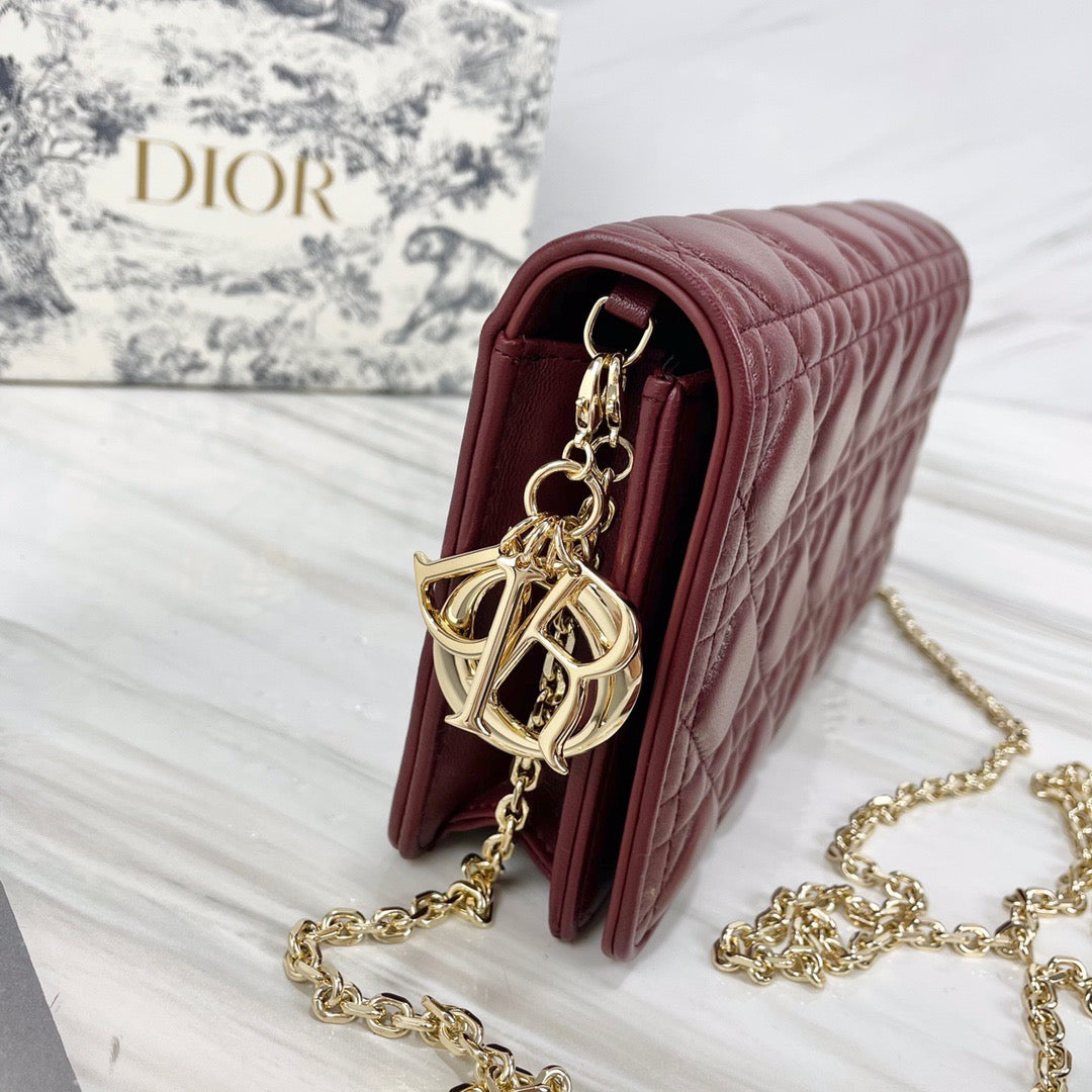 Dior WOC