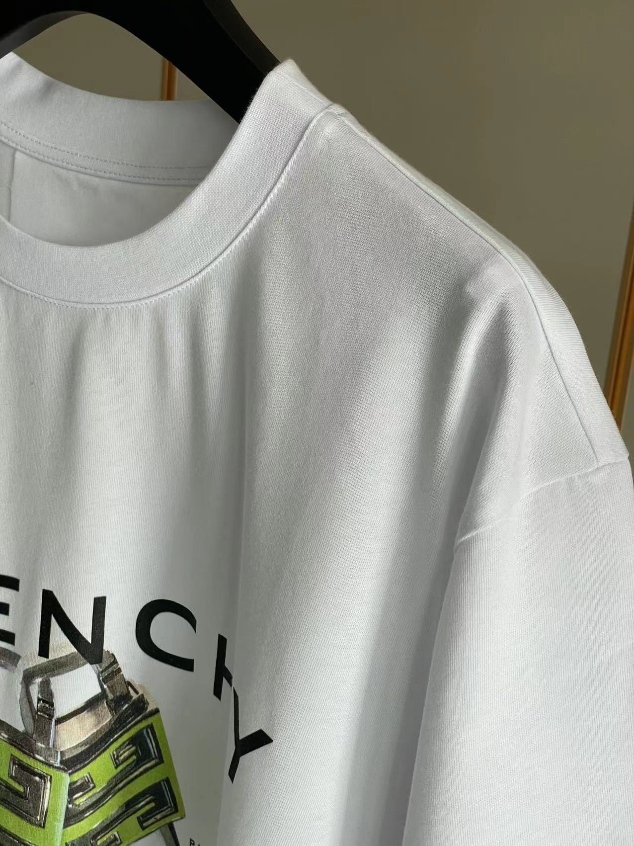 Givenchy T-shirt