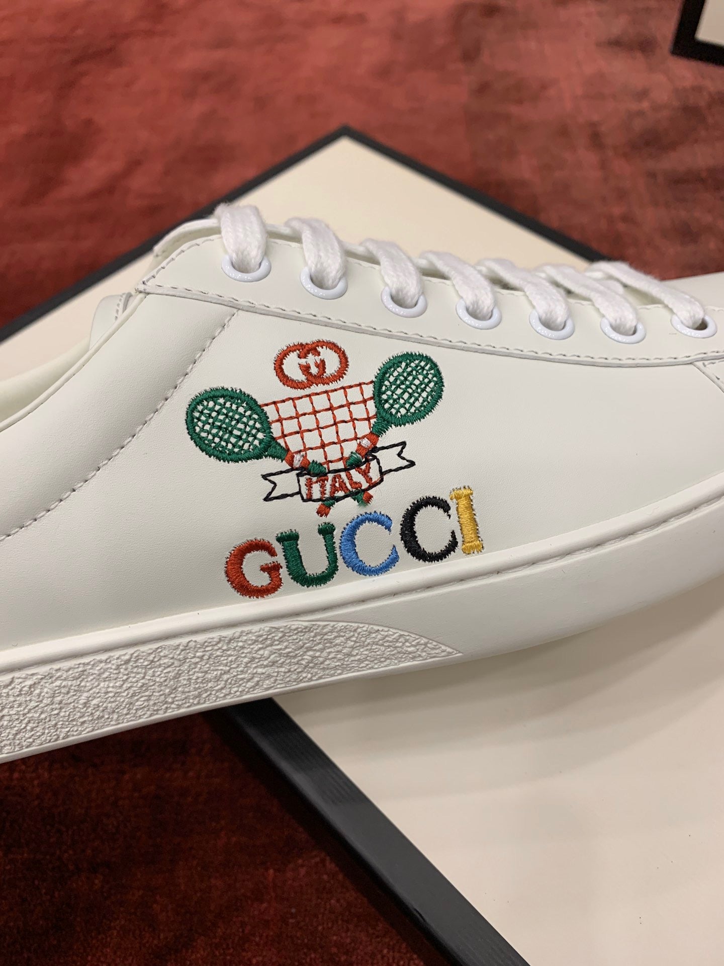 Gucci Sneakers