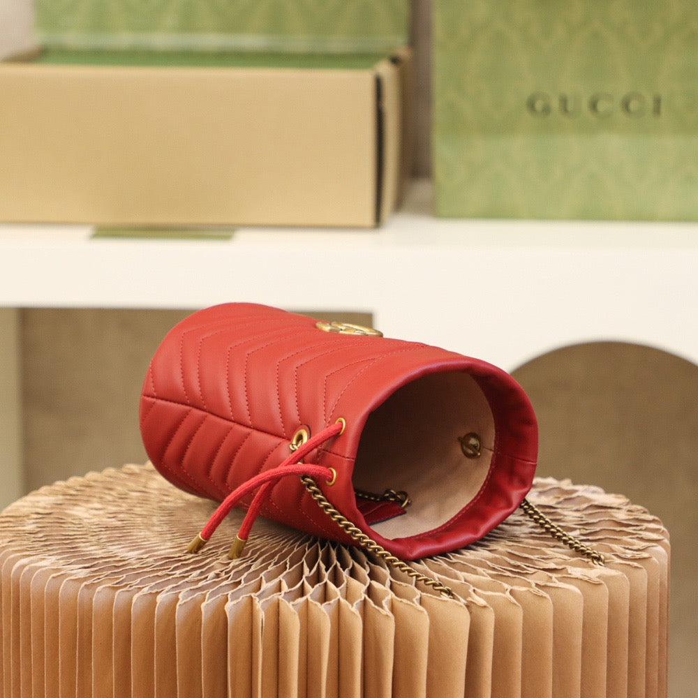 Cubo Gucci Marmont