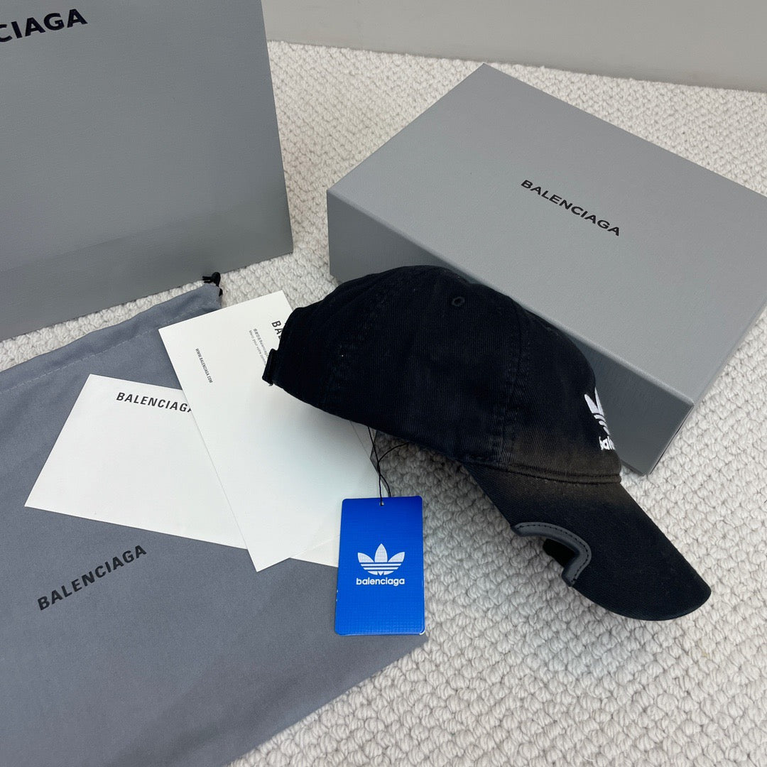 Balenciaga Cap