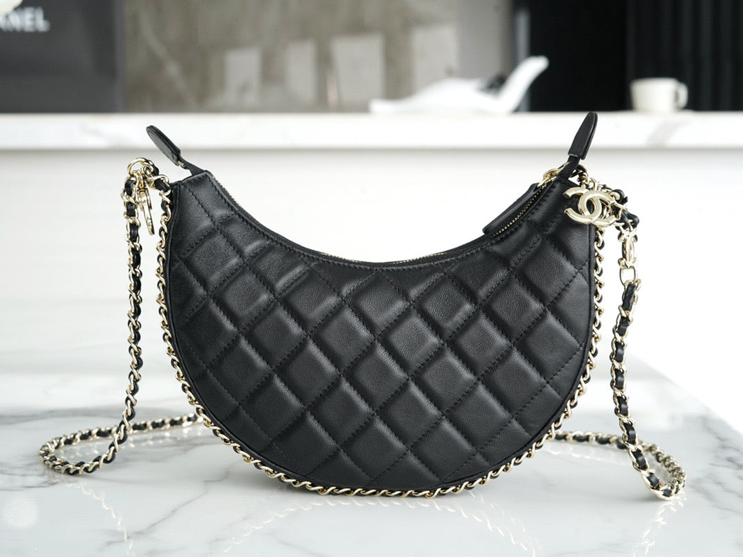 Chanel 23p Hobo Bag