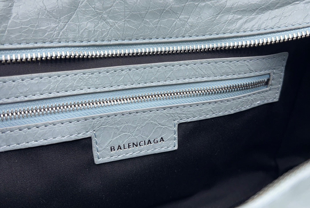 Balenciaga Le Cagole