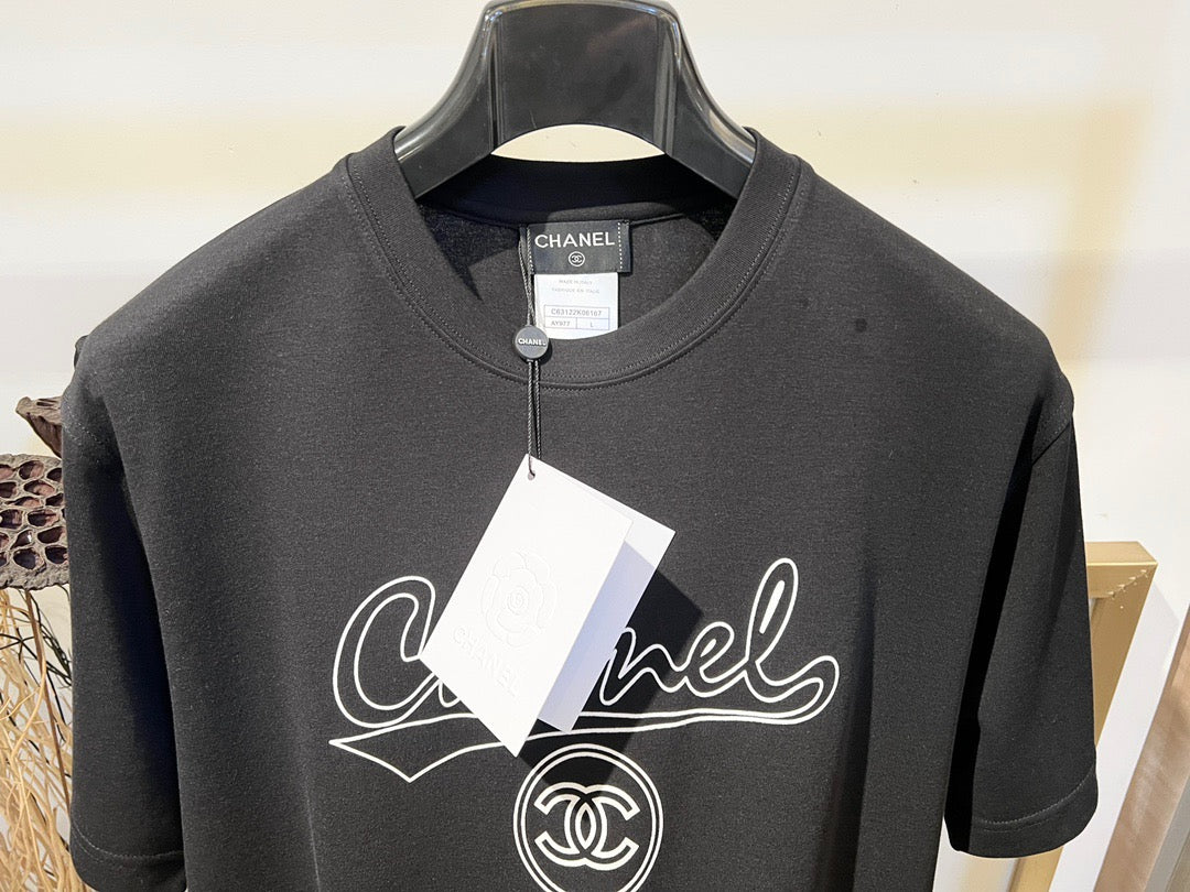 Chanel T-shirt