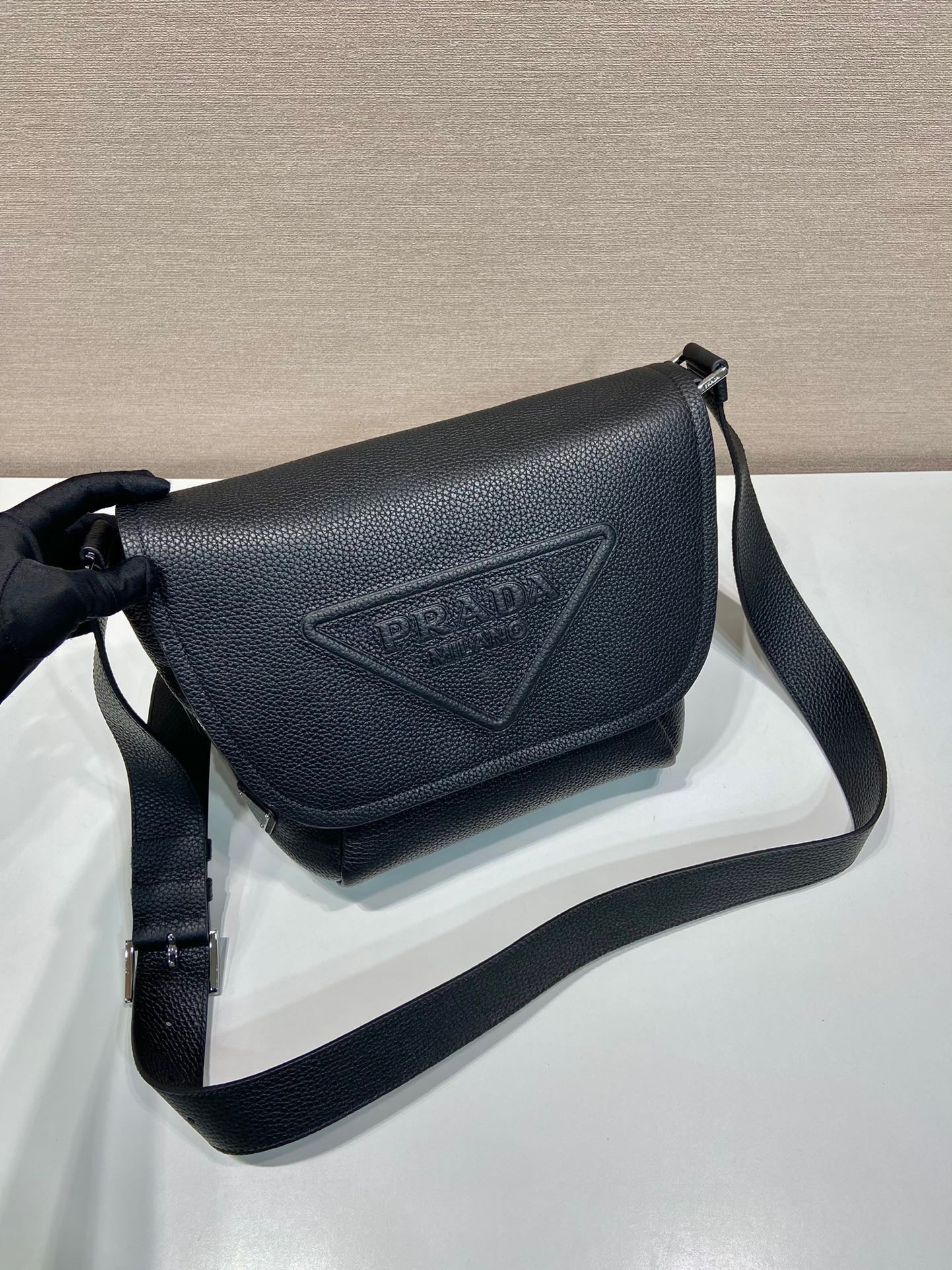 Bolso bandolera Prada