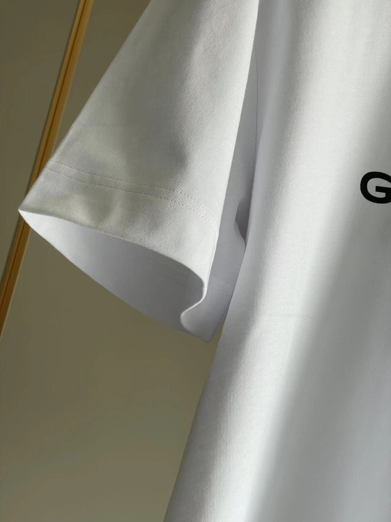 Givenchy T-shirt