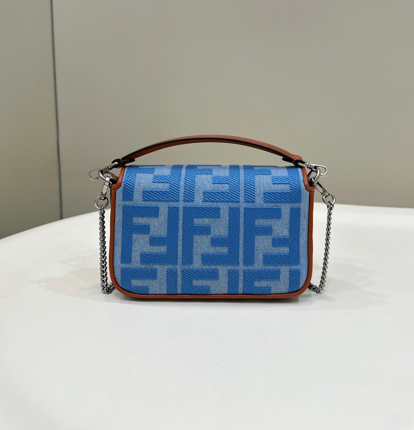 Fendi Baguette