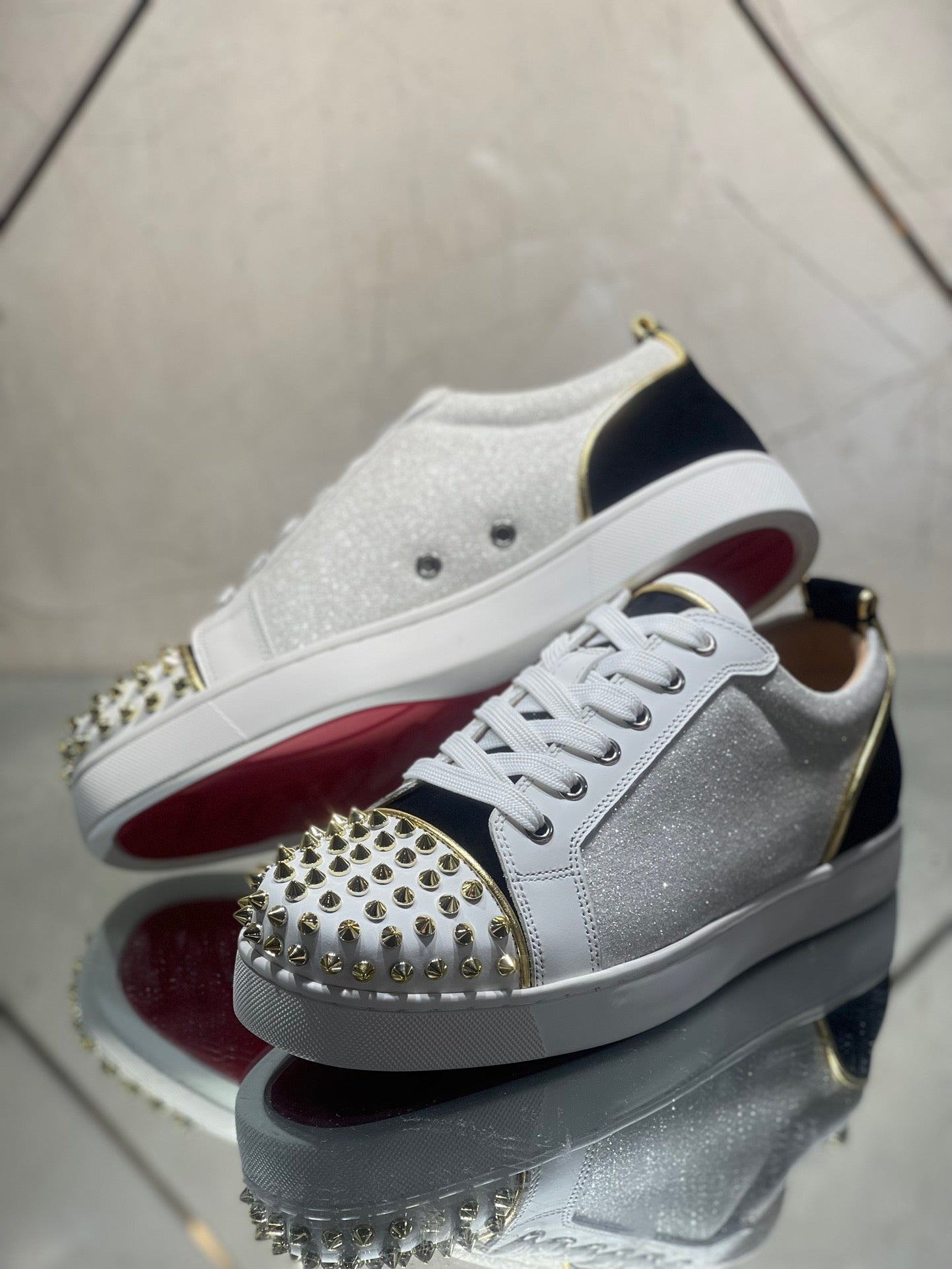 Christian Louboutin Sneakers