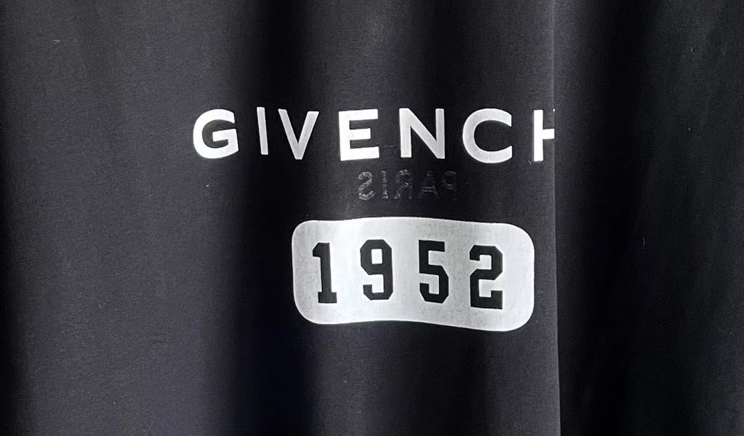 Givenchy T-Shirt