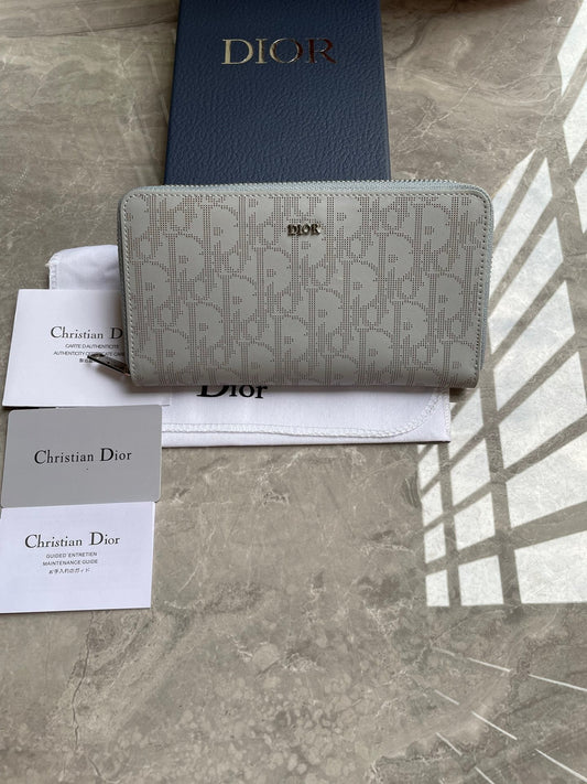 Dior Wallet