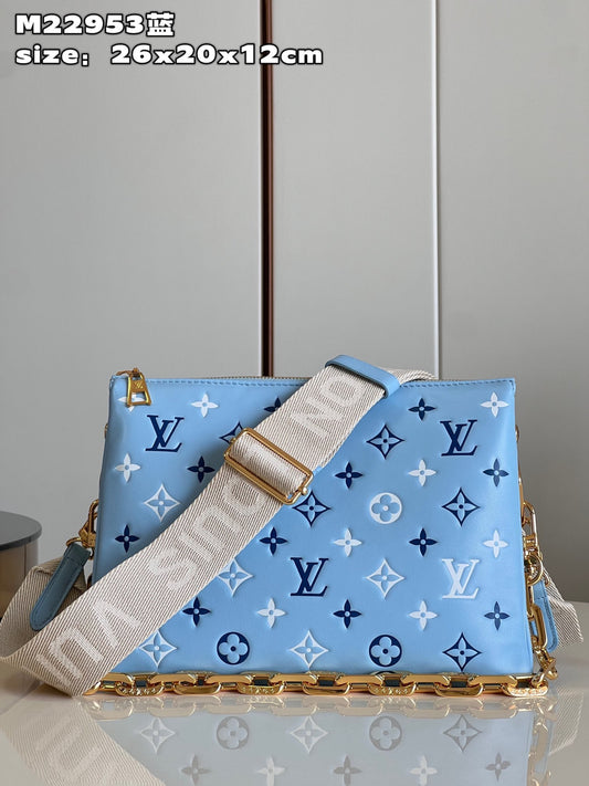 LV Coussin BB - M22953