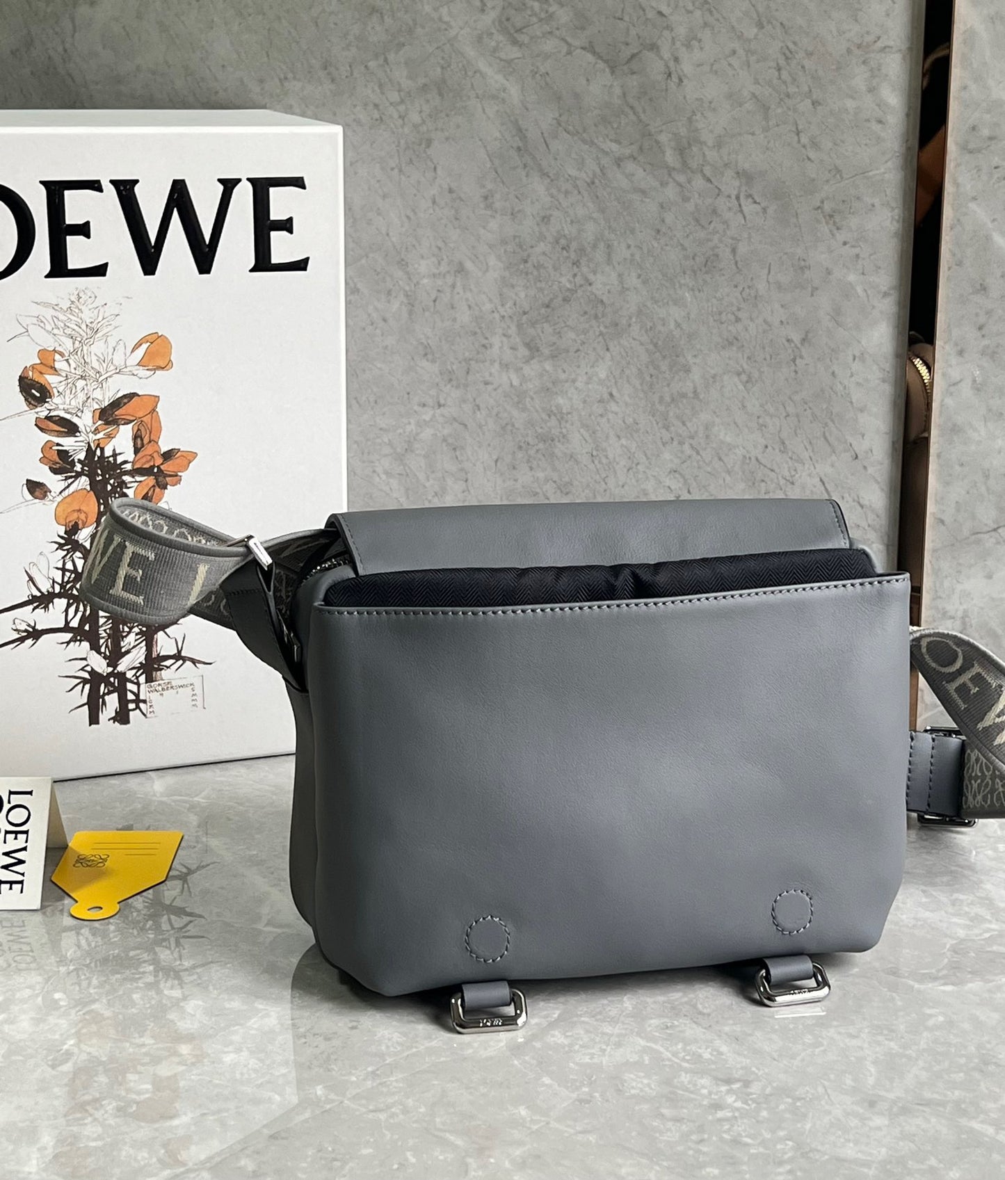 Loewe Messenger Bag