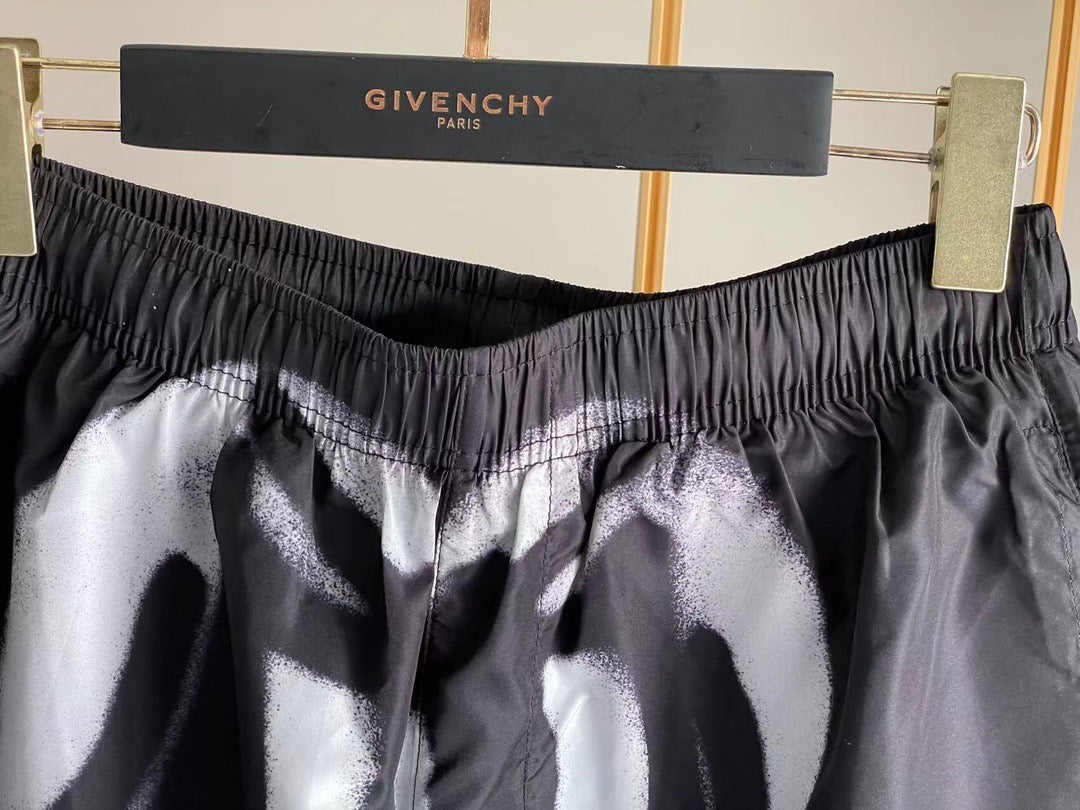 PANTALÓN CORTO GIVENCHY