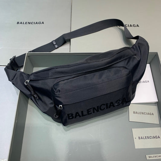 Balenciaga Bandolera