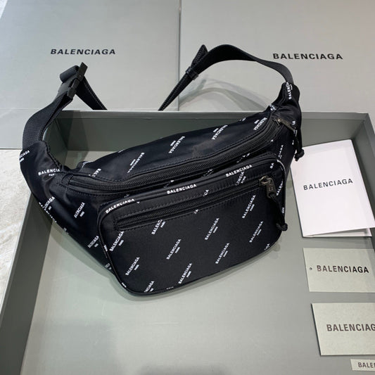 Balenciaga Bandolera