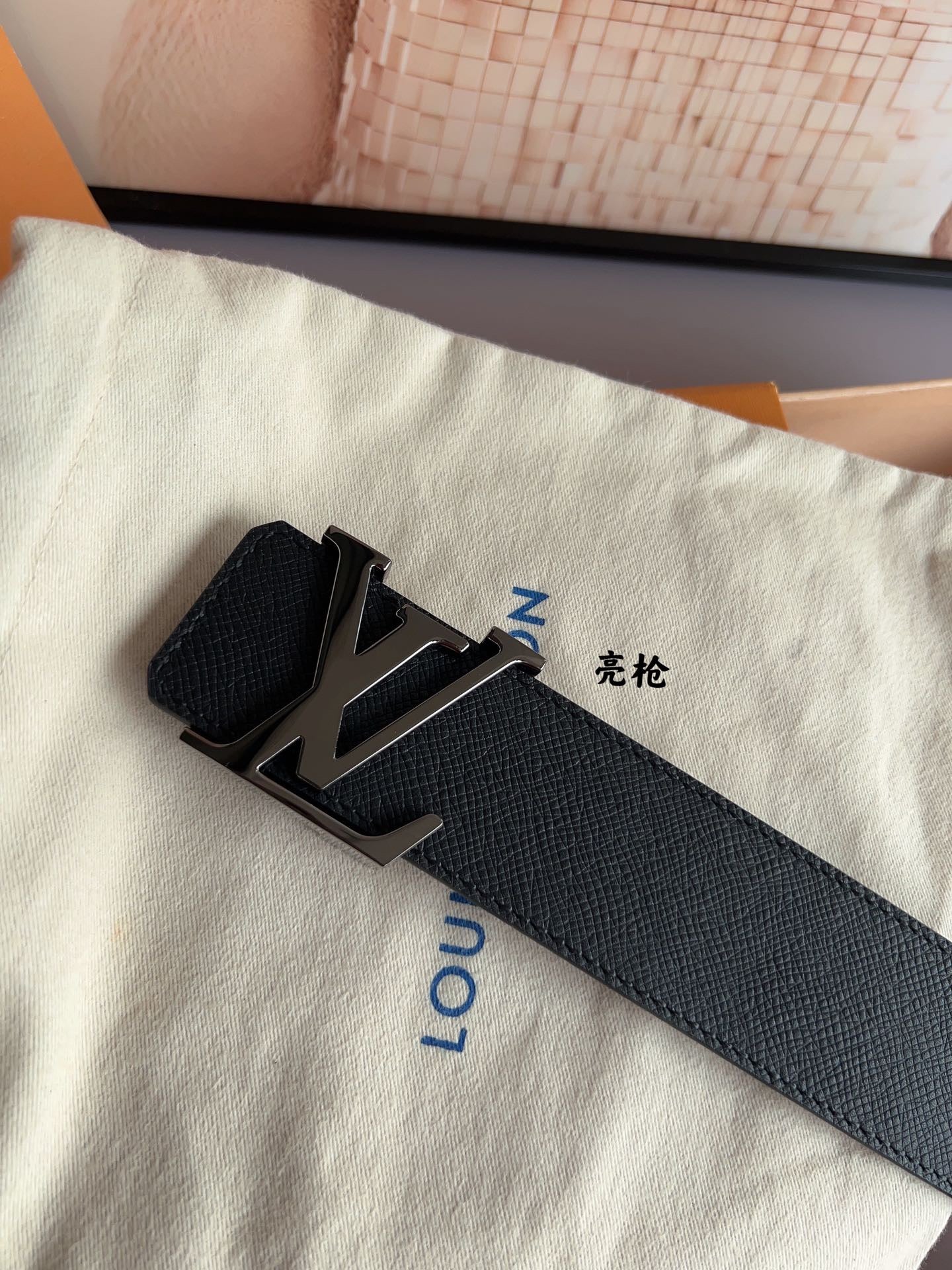 Lv Belts