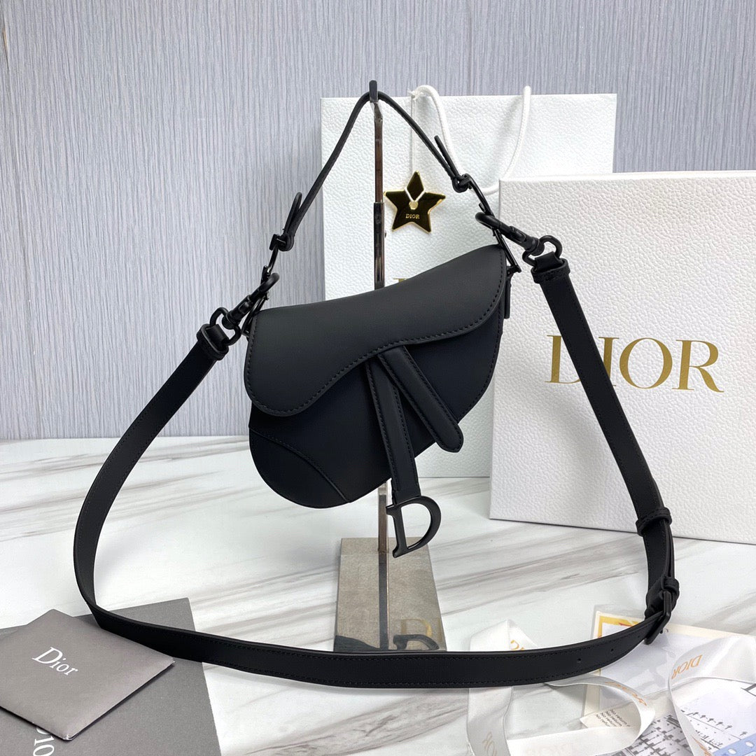 Dior Saddle