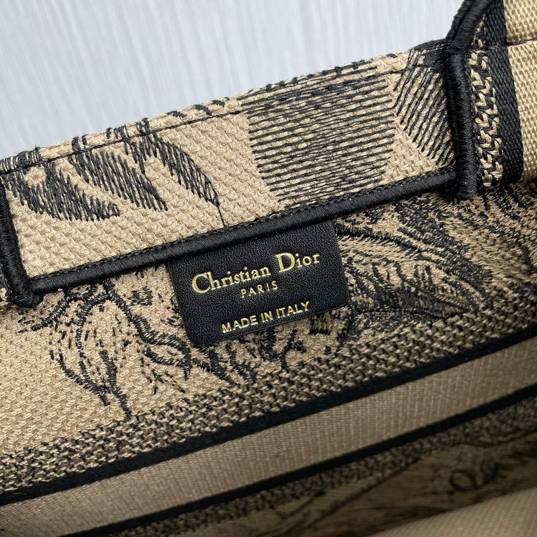 Dior BookTote