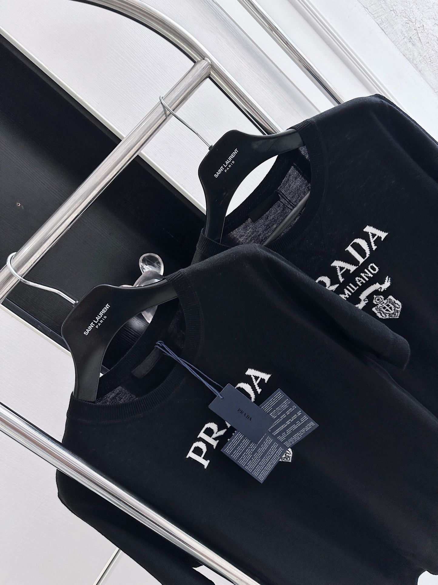 Camiseta Prada