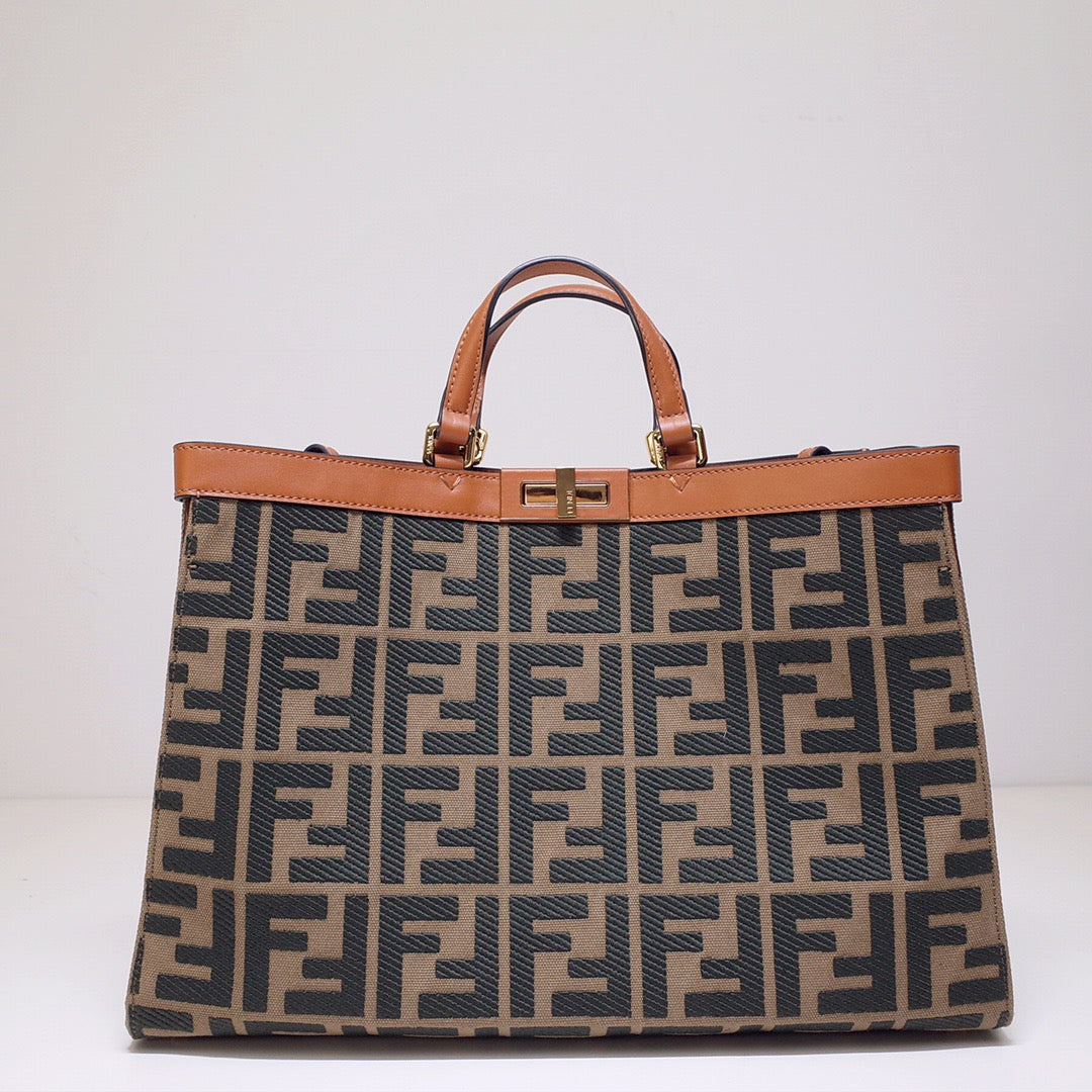 Fendi Tote