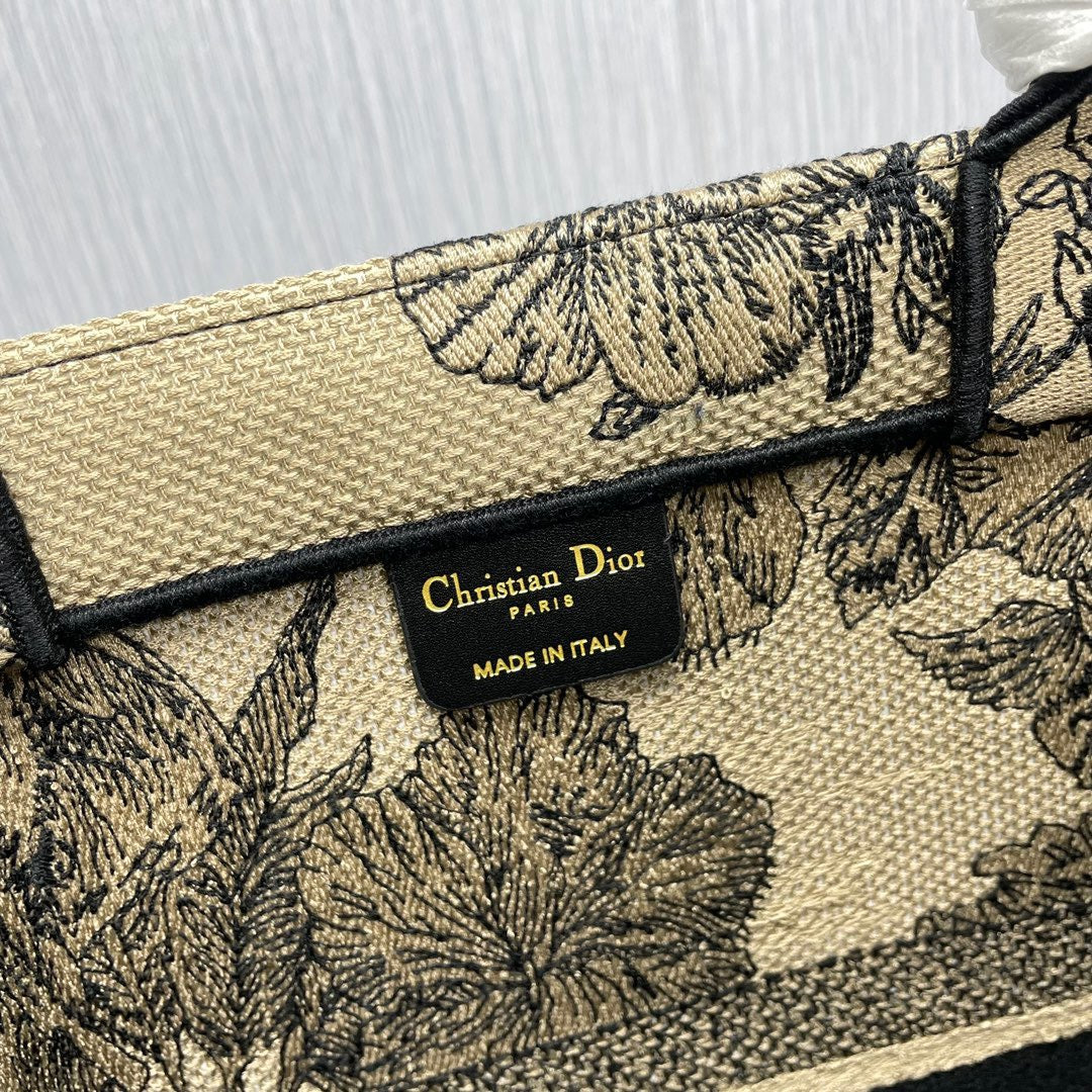 Dior BookTote