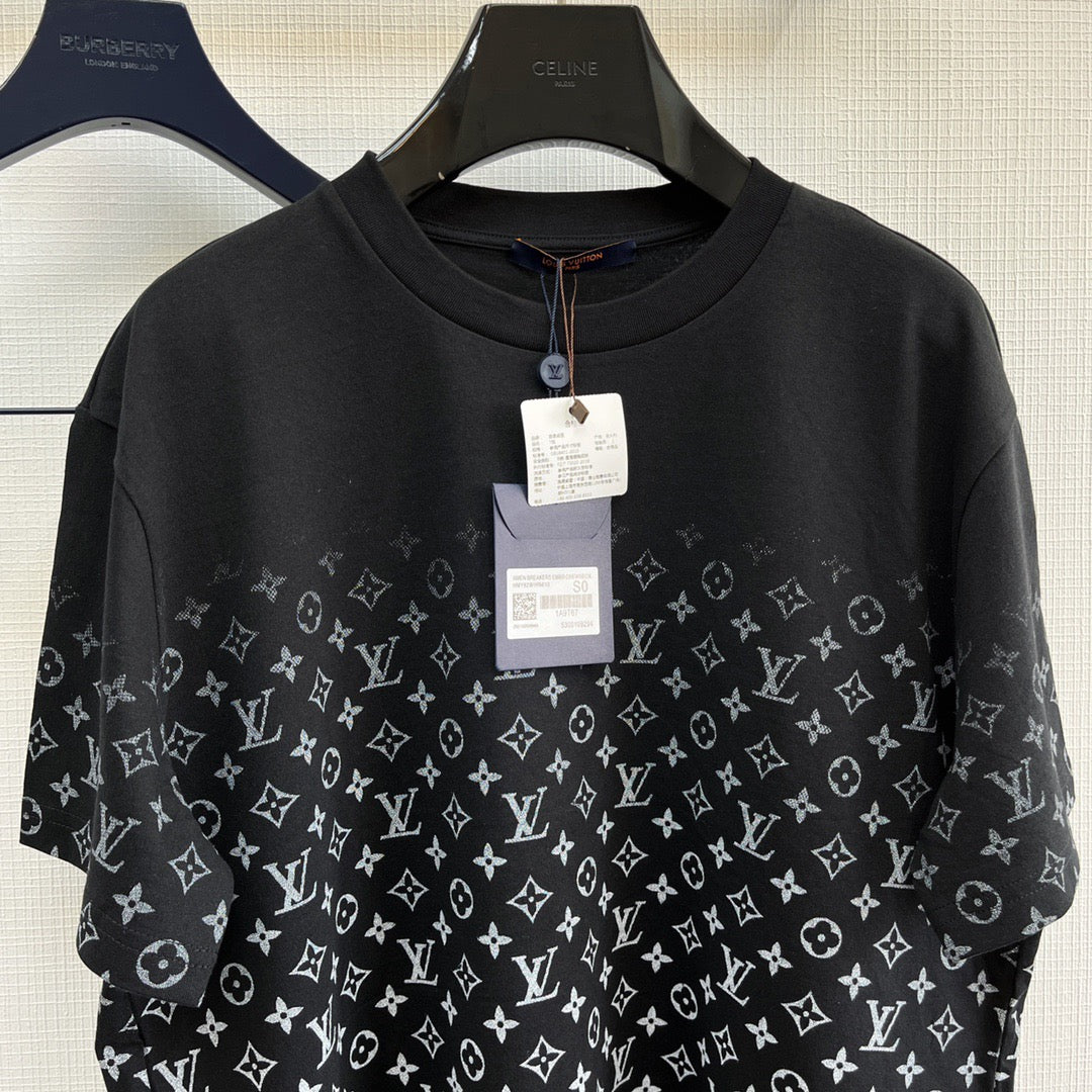 Lv T-shirt