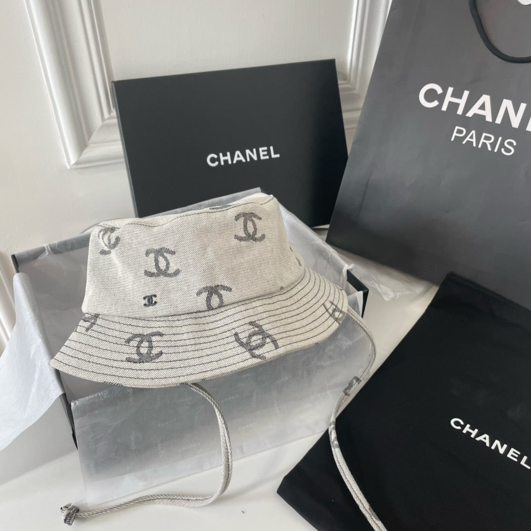 Gorra Chanel