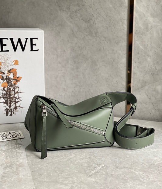 Loewe Puzzle Bag