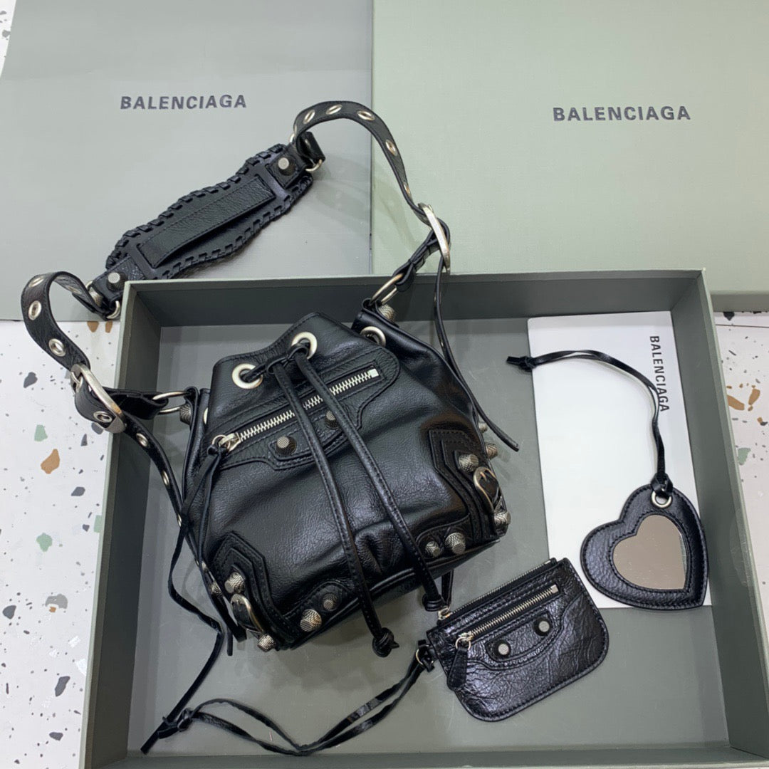 Balenciaga Cagole Bucket